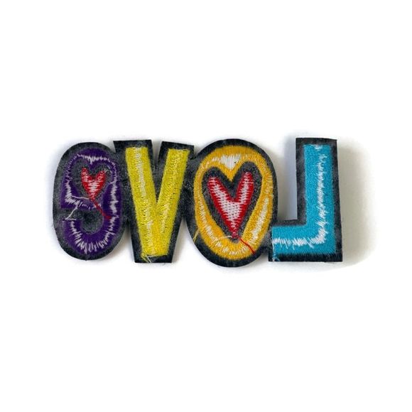 LOVE Colorful Text Embroidered Patch - Picture 4 of 4